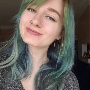 Meet your Posher, Alisha